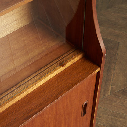 British Vintage Glass Cabinet #80383