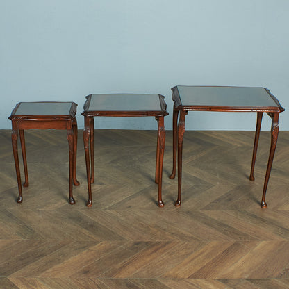 British classic glass top nesting table #78649