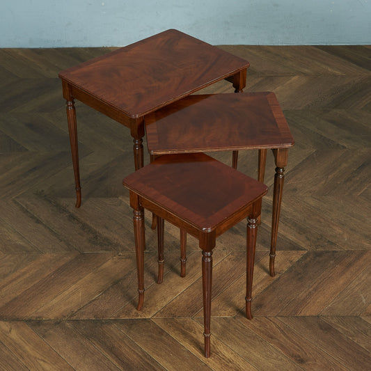 British Classic Nesting Table #74774