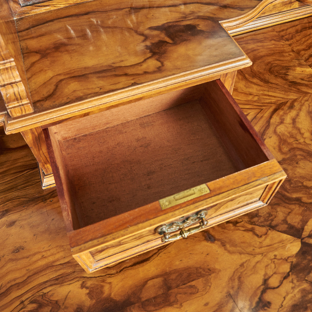 British Classic Dresser Desk #82053