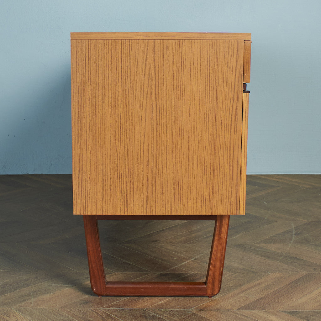 Harris Lebus Europa furniture vintage sideboard #76520