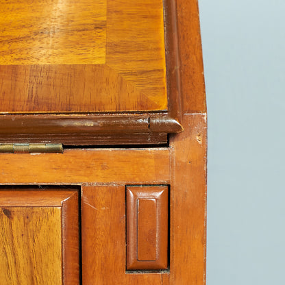 Northampton Cabinet Company ライティングビューロー