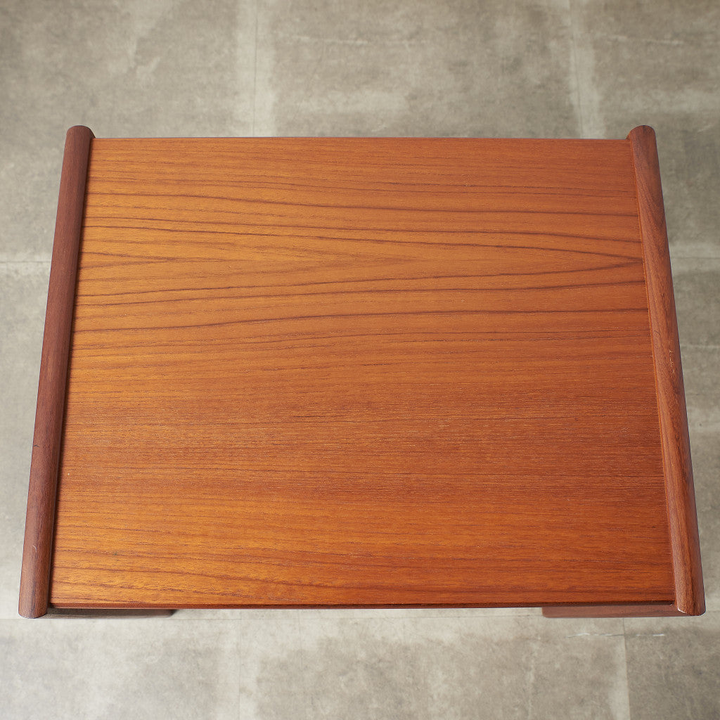 Quadrille ヴィンテージ ネストテーブル