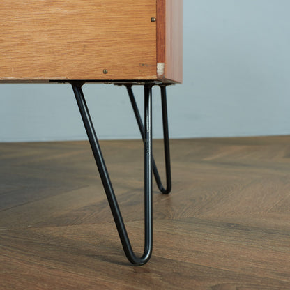 Fresco サイドキャビネット / カスタム アイアンヘアピンレッグ