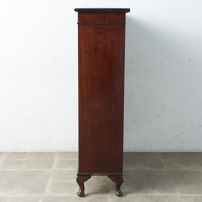 [65974] British classic walnut bookcase