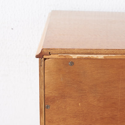 Vesper Furniture ヴィンテージ 4段チェスト