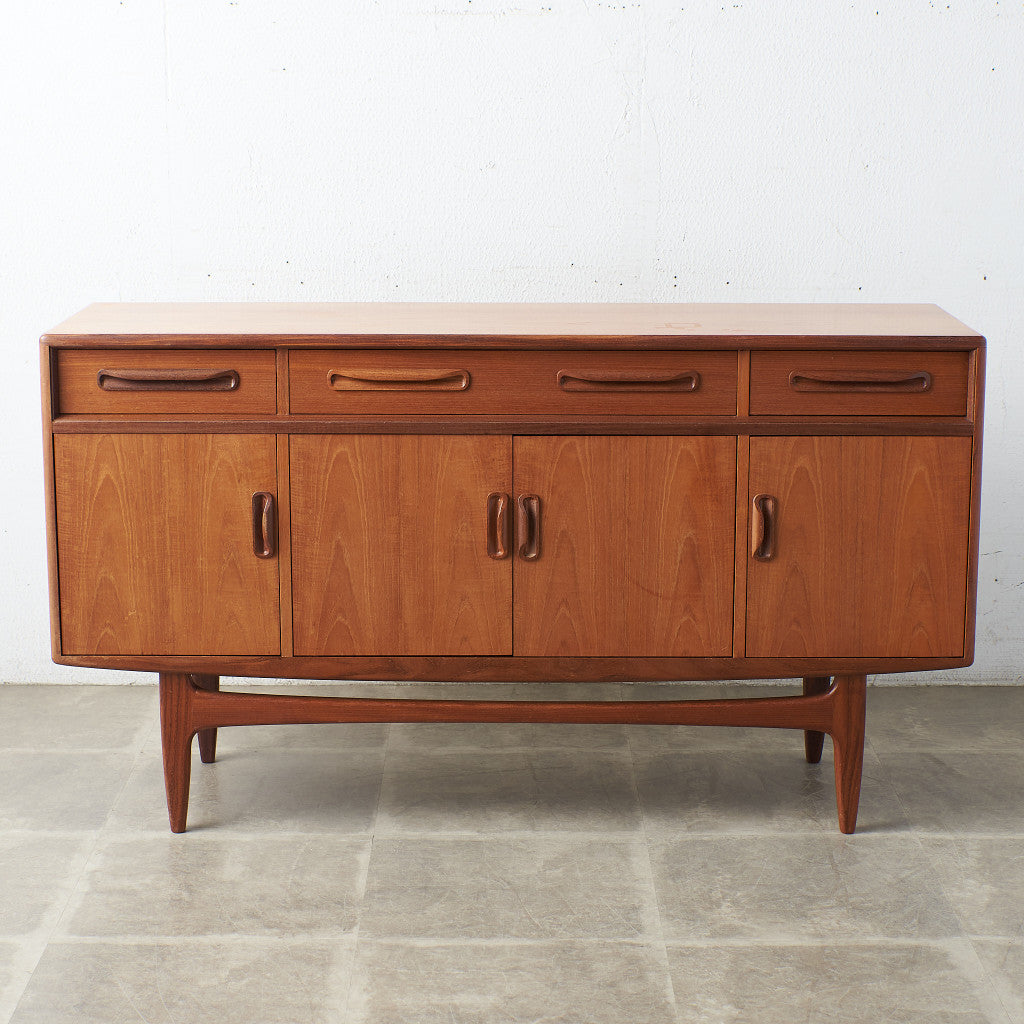 [67397][G-PLAN]Fresco Sideboard with Legs (4072)