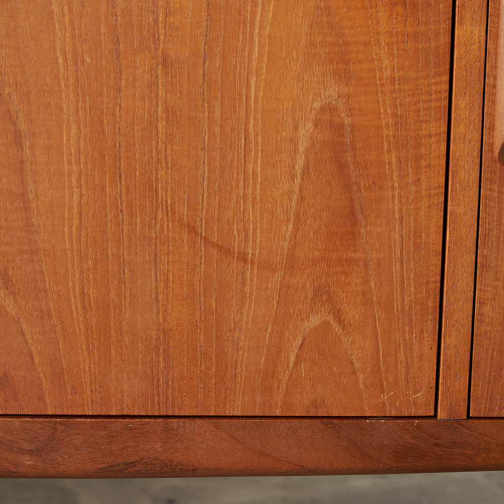 [67397][G-PLAN]Fresco Sideboard with Legs (4072)