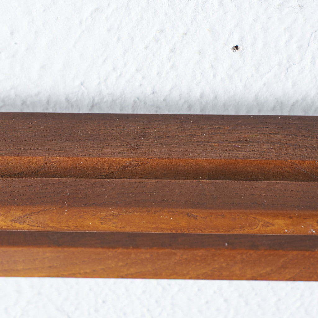 ヴィンテージ ウォールラック (Wall Mounted Plate Rack model 268)