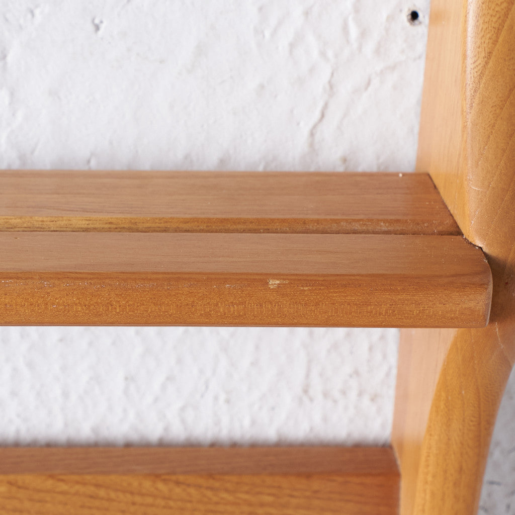 ヴィンテージ ウォールラック (Wall Mounted Plate Rack model 268)