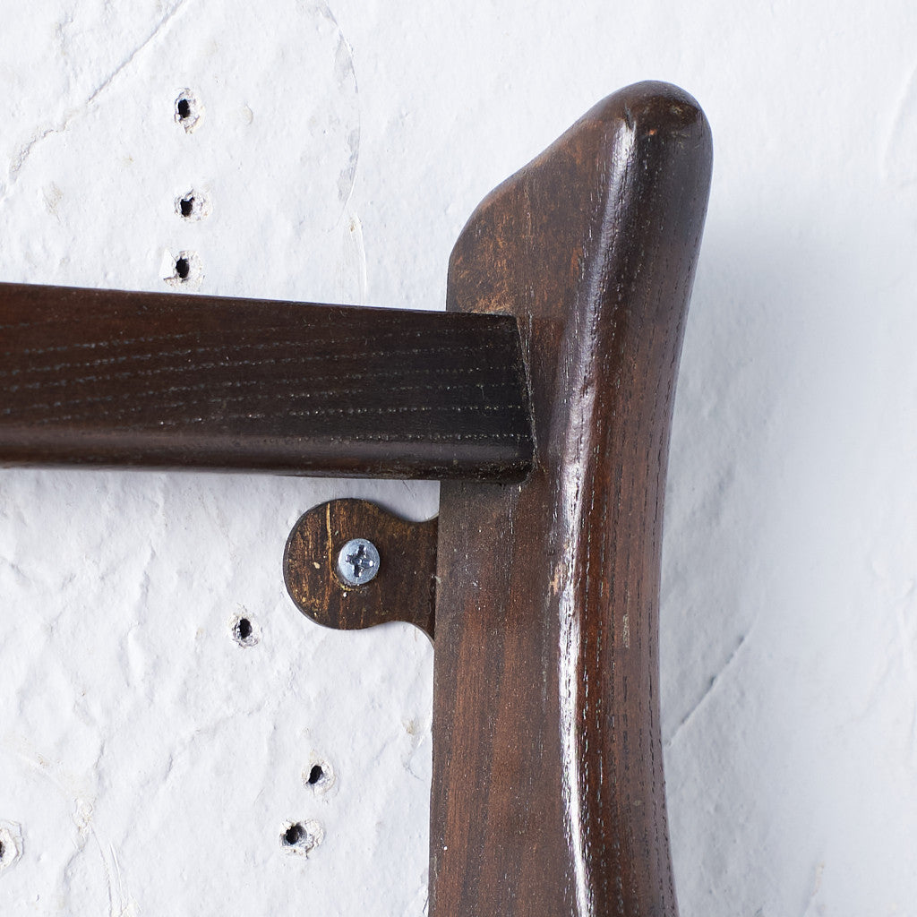 ヴィンテージ ウォールラック (Wall Mounted Plate Rack model 268)