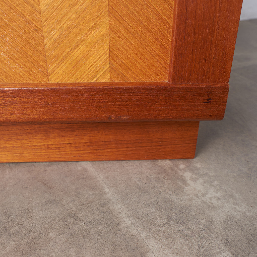 Chevron ヴィンテージ ウォールユニット