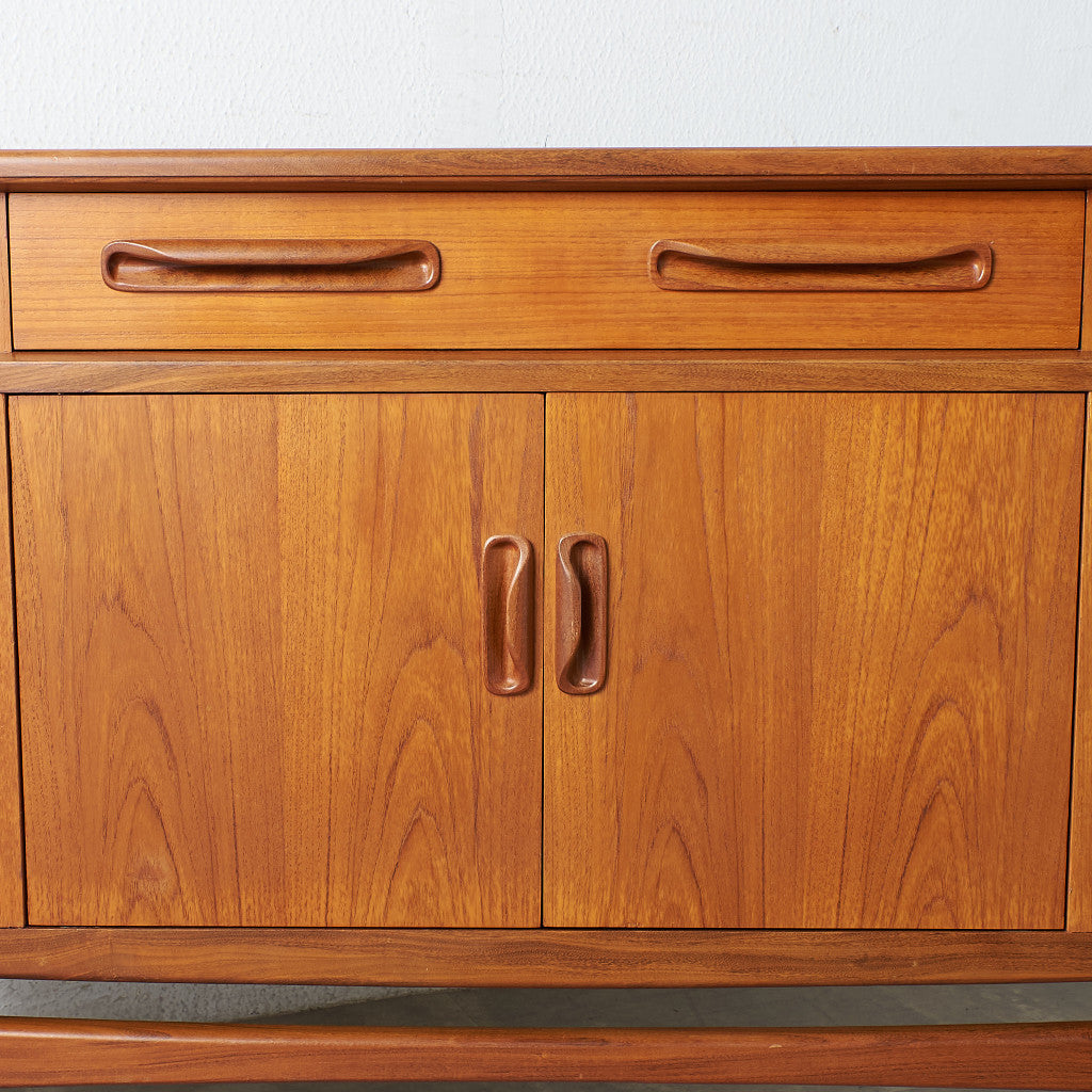 [67399][G-PLAN]Fresco Sideboard with Legs (4072)