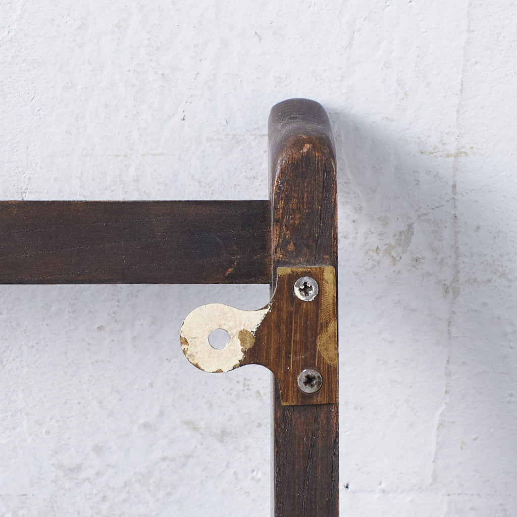 ヴィンテージ ウォールラック (Wall Mounted Plate Rack model 268)