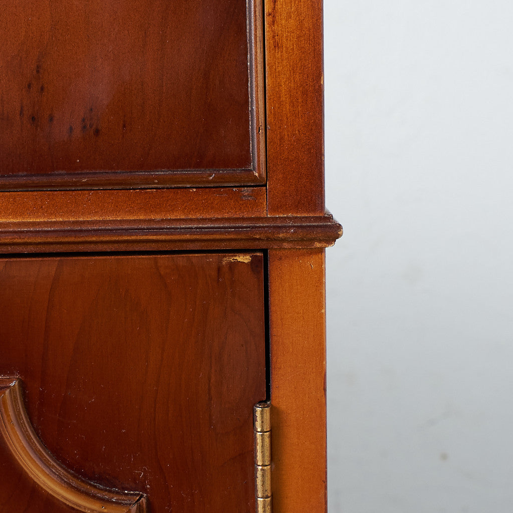 [65977] British classic sideboard