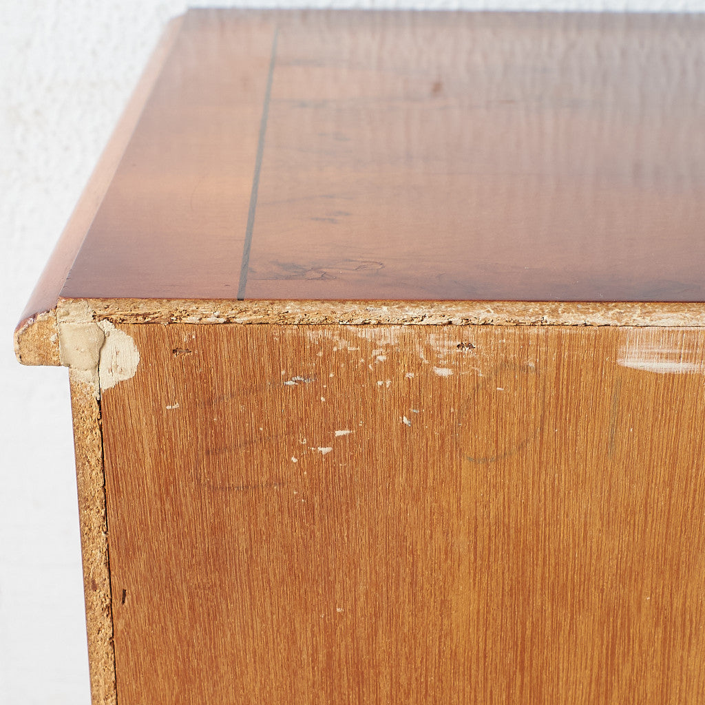 [65977] British classic sideboard