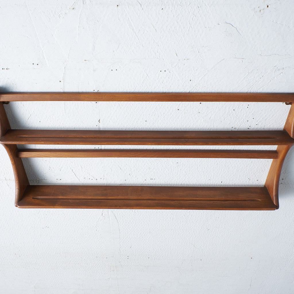 ヴィンテージ ウォールラック (Wall Mounted Plate Rack model 268)