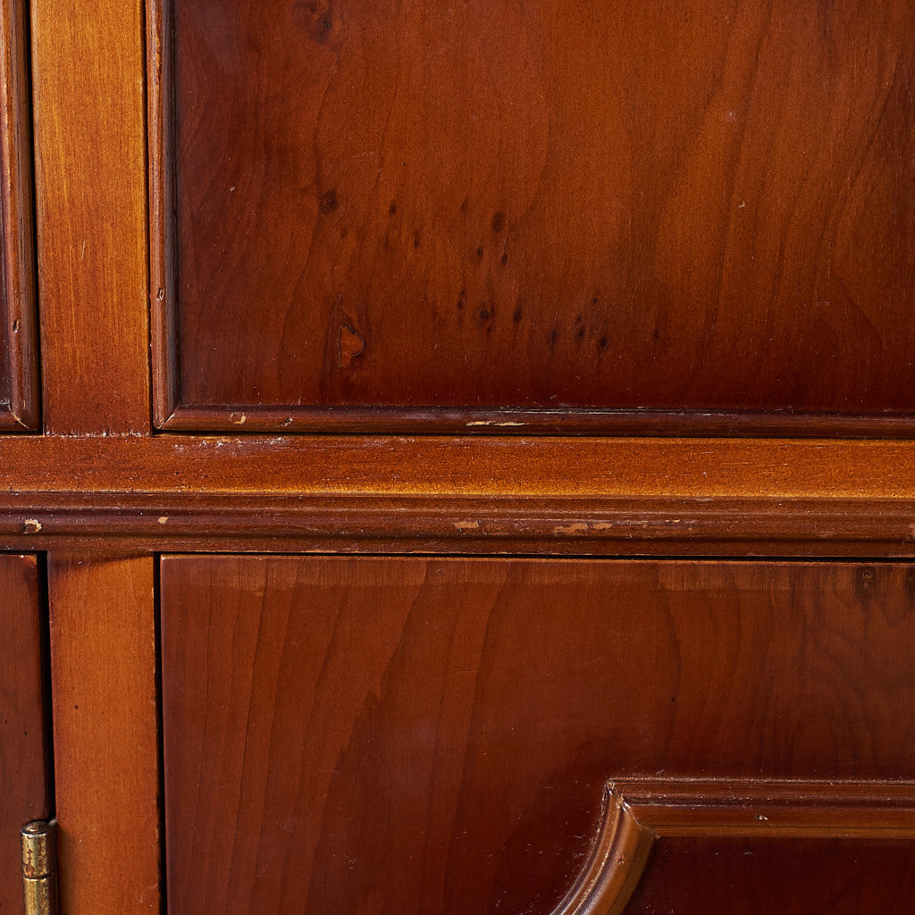 [65977] British classic sideboard
