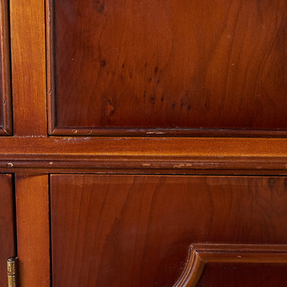 [65977] British classic sideboard