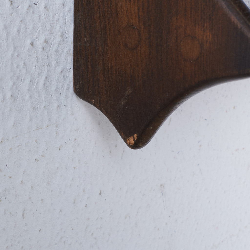 ヴィンテージ ウォールラック (Wall Mounted Plate Rack model 268)