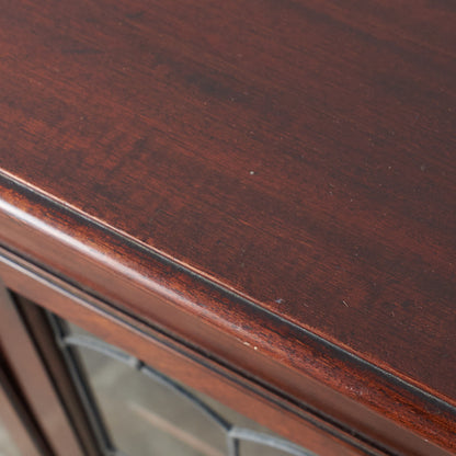 [65974] British classic walnut bookcase