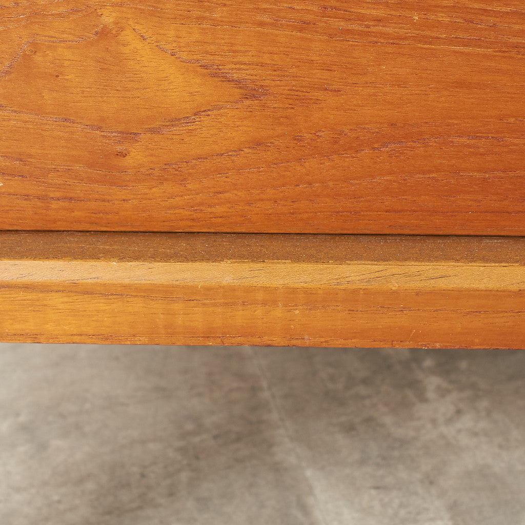 [65998][Austinsuite] Vintage 6-drawer chest