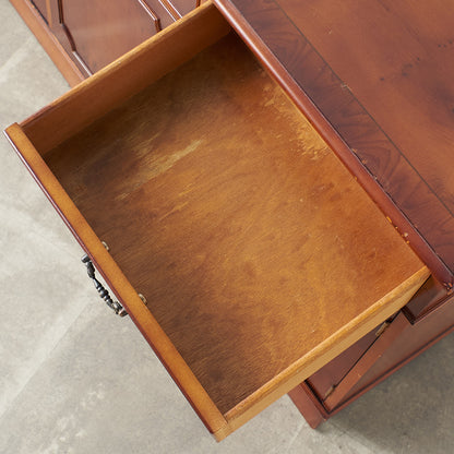[65977] British classic sideboard