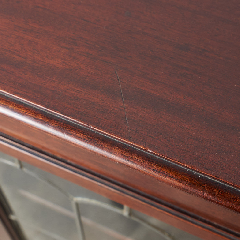 [65974] British classic walnut bookcase