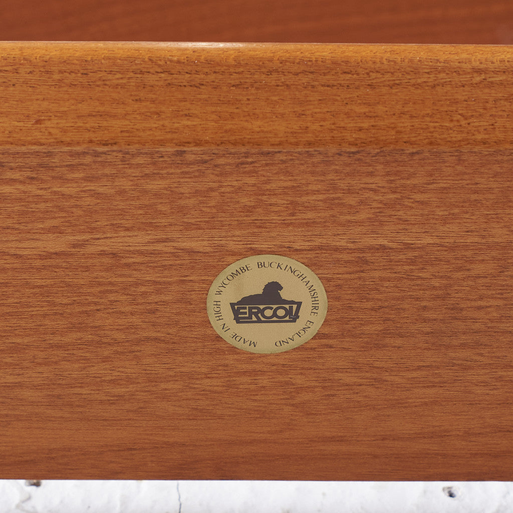 ヴィンテージ ウォールラック (Wall Mounted Plate Rack model 268)