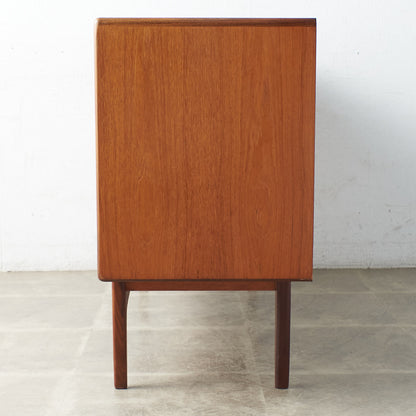 [67399][G-PLAN]Fresco Sideboard with Legs (4072)