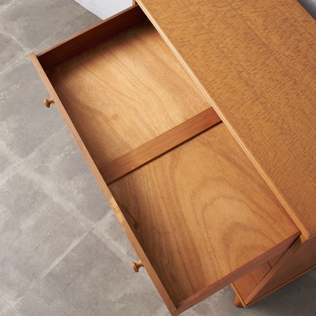 Vesper Furniture ヴィンテージ 4段チェスト
