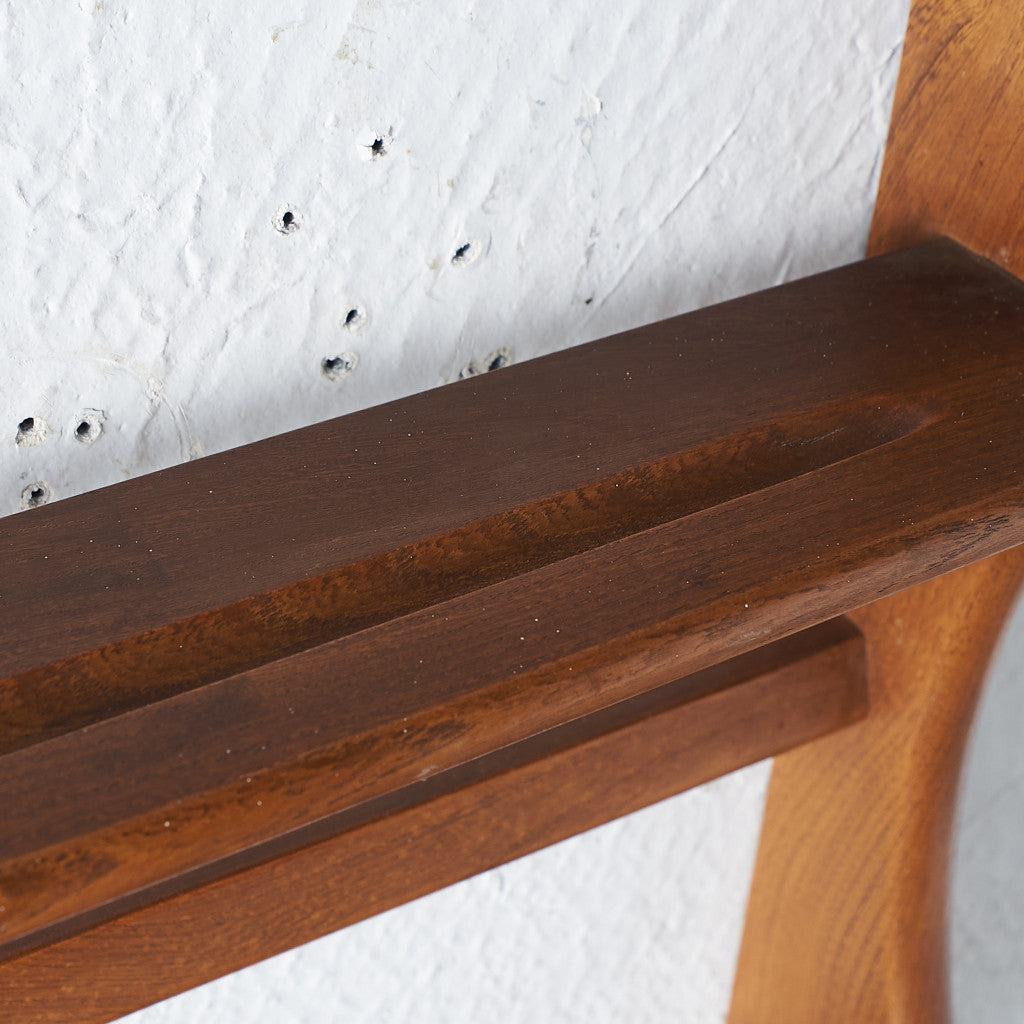ヴィンテージ ウォールラック (Wall Mounted Plate Rack model 268)