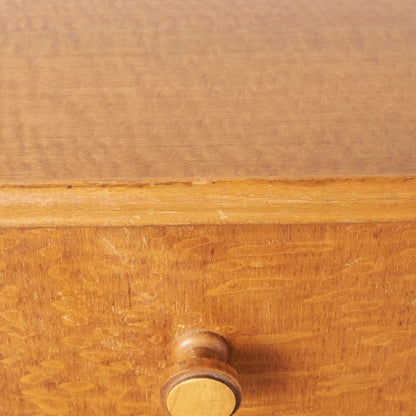 Vesper Furniture ヴィンテージ 4段チェスト