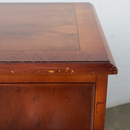 [65977] British classic sideboard