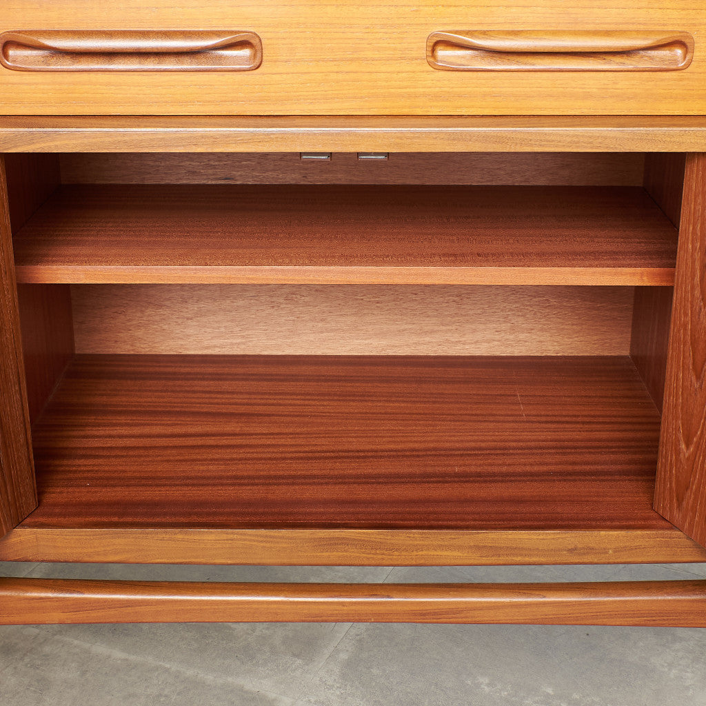[67399][G-PLAN]Fresco Sideboard with Legs (4072)